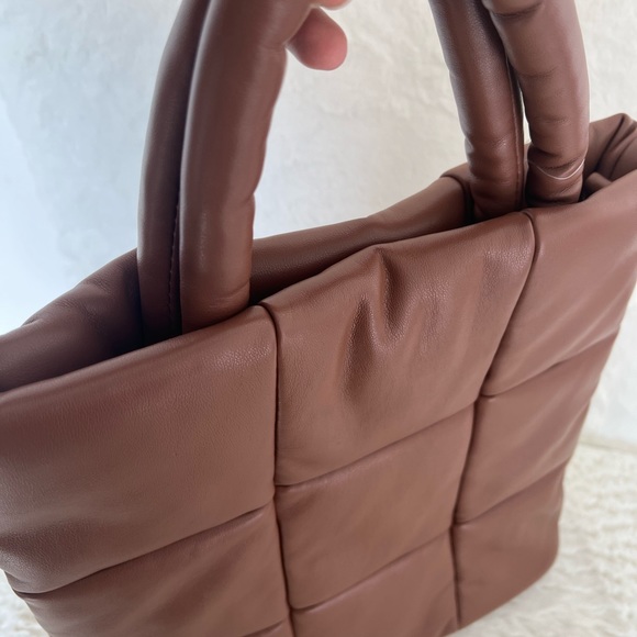 Aqua Faux Leather Quilted Dark Brown Hand/Crossbody Bag NEW - Picture 9 of 10